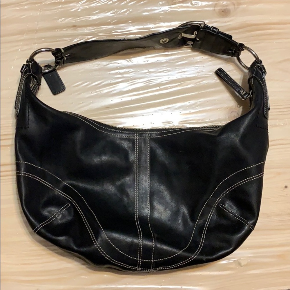 Coach medium sized purse
